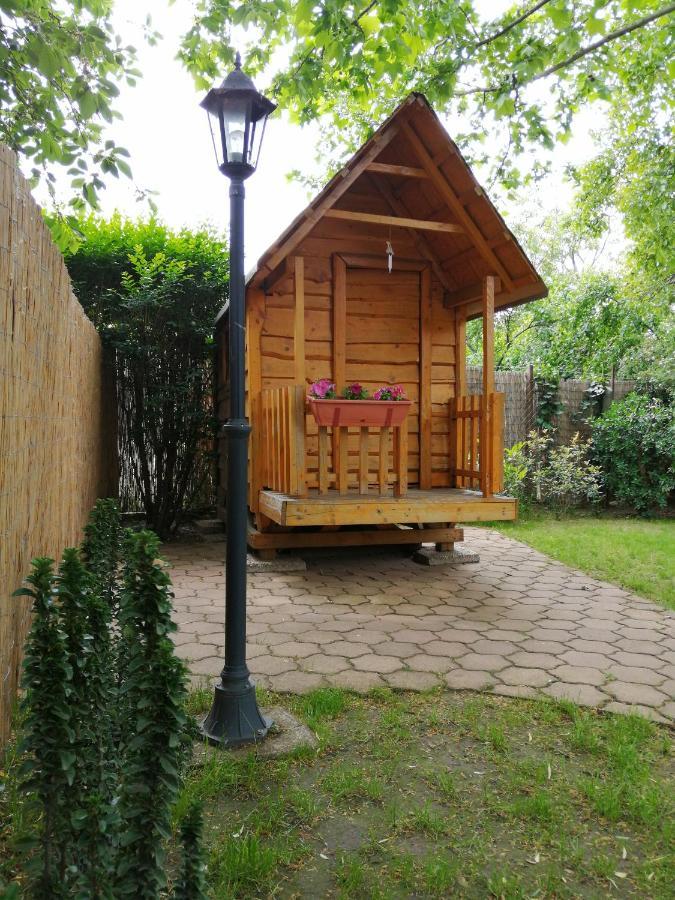 Bed and Breakfast Karpatia Panzio Эстергом Экстерьер фото