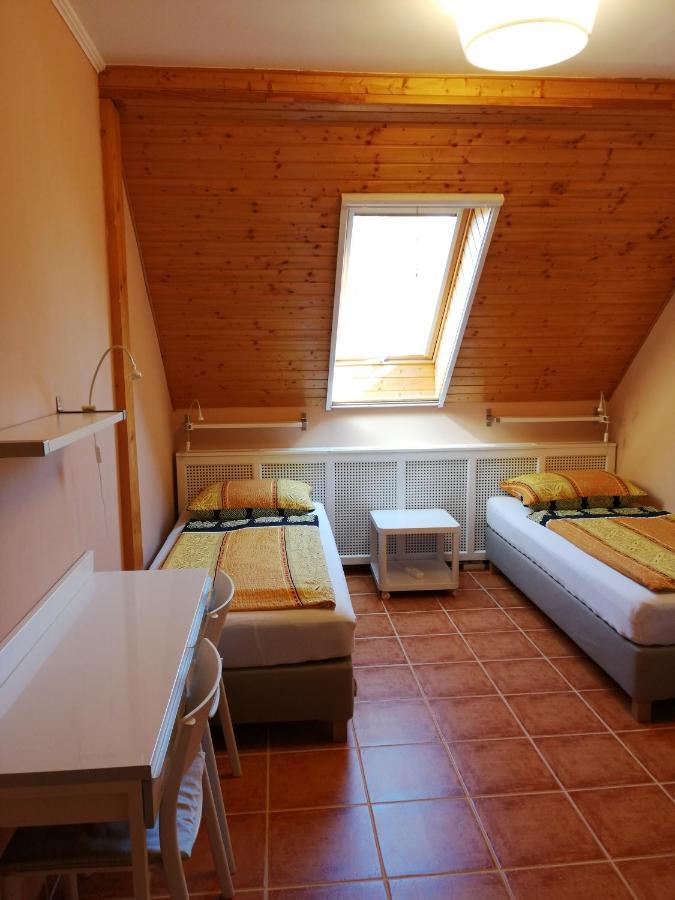 Bed and Breakfast Karpatia Panzio Эстергом Экстерьер фото