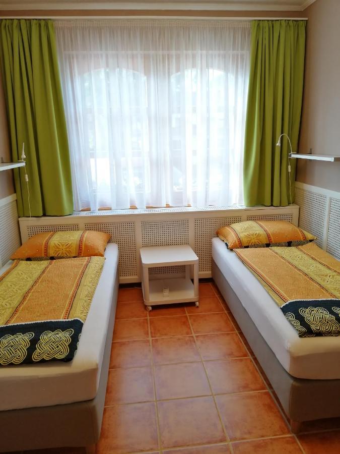 Bed and Breakfast Karpatia Panzio Эстергом Экстерьер фото