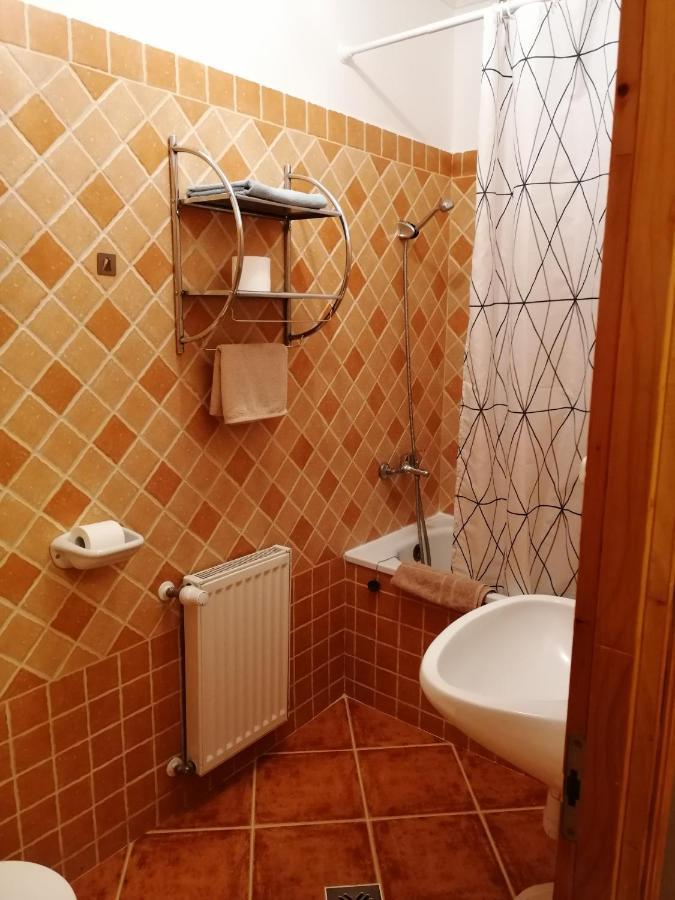 Bed and Breakfast Karpatia Panzio Эстергом Экстерьер фото